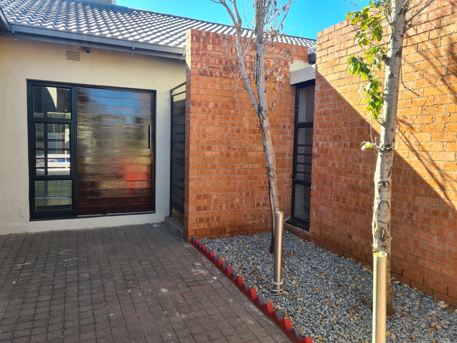 4 Bedroom Property for Sale in Royldene Northern Cape